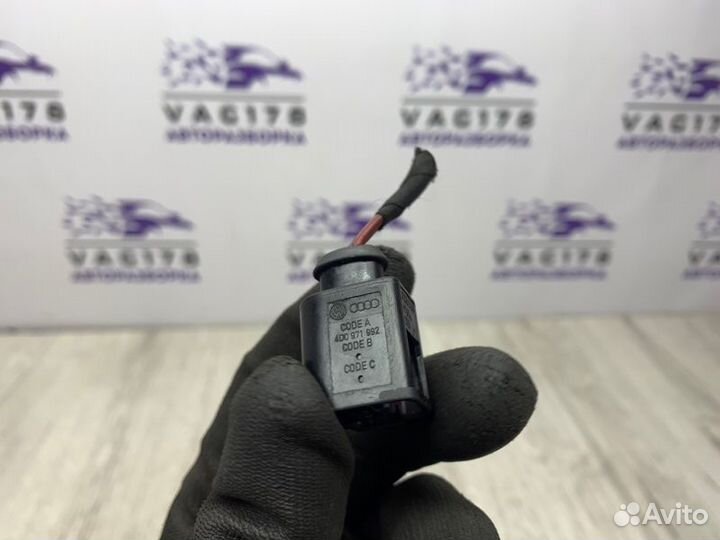 Разъем Volkswagen Passat B7 cffb 2.0 TDI 2012