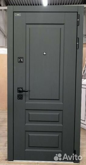 Дверь входная металлическая