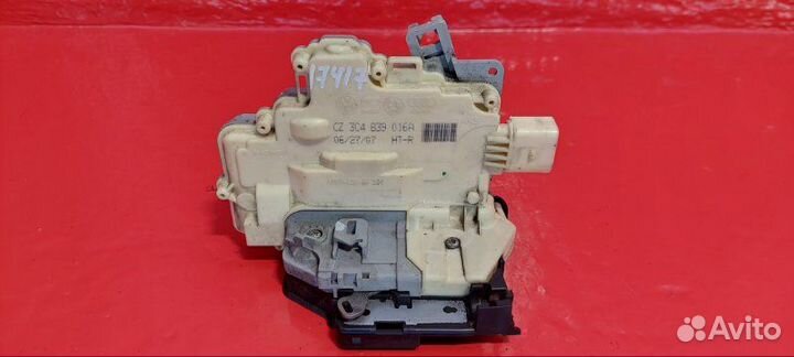 Замок двери задний правый Volkswagen Passat B6