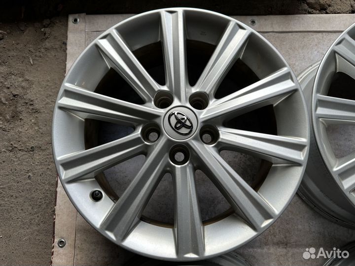 Оригинальные диски R17 5x114.3 Toyota Camry 50