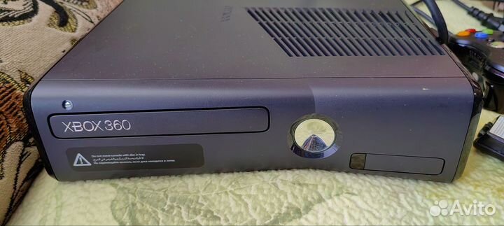 Xbox 360 slim 500 b freeboot