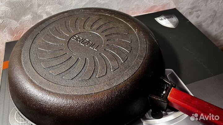 Сковорода чугунная 26см со съёмной ручкой Индукция