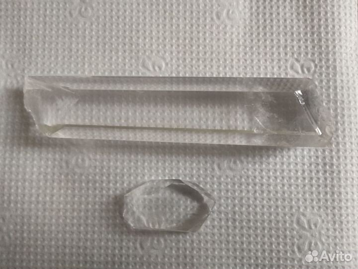 Минерал «кварц» электронный кристалл