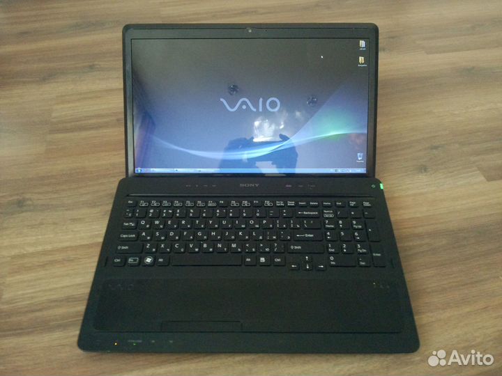 Sony Vaio vpcf24m1 игровой 16.4
