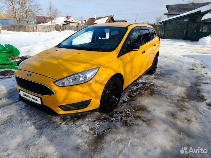 Ford Focus 1.6 МТ, 2015, битый, 287 000 км