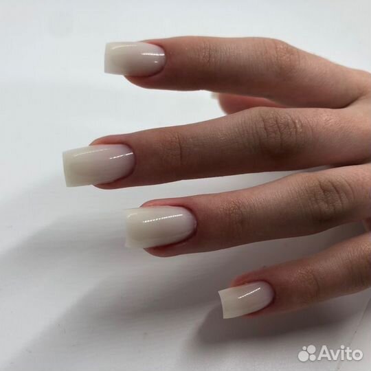 Маникюр педикюр