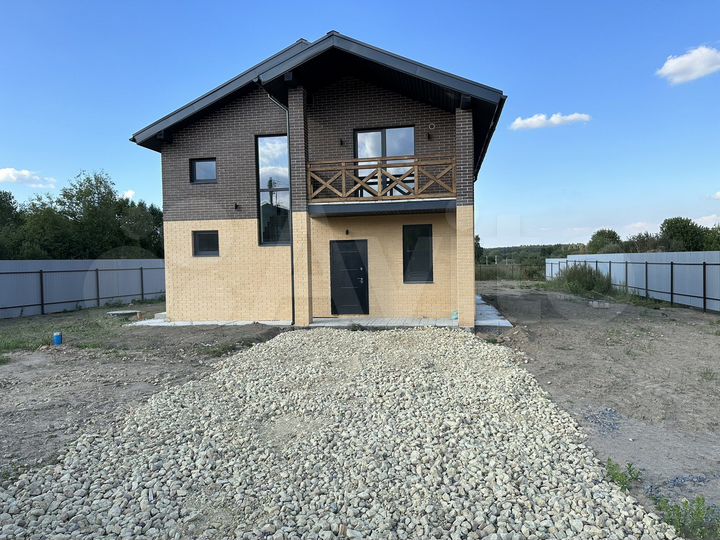 Дом 143,8 м² на участке 11 сот.