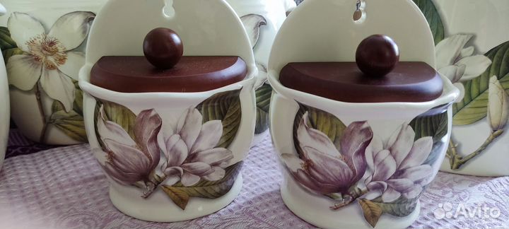 Набор керамической посуды для хранения на кухню