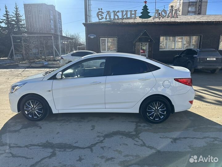 Hyundai Solaris 1.6 AT, 2015, 130 867 км