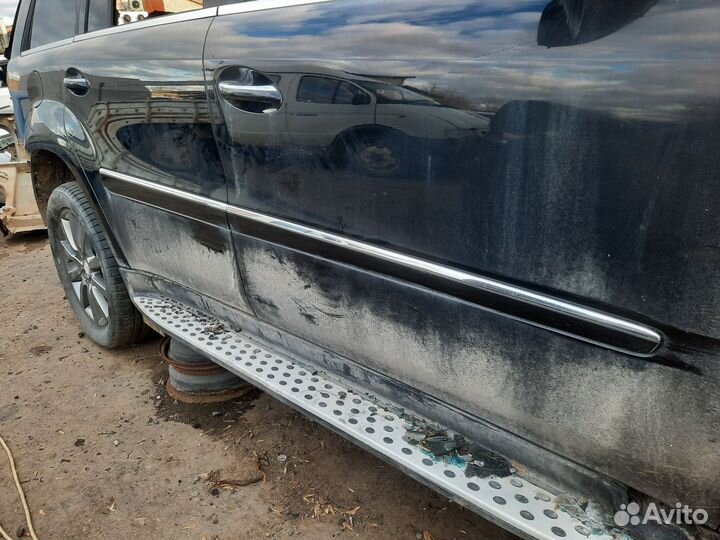 Молдинг правой двери Mercedes GL x164 2011
