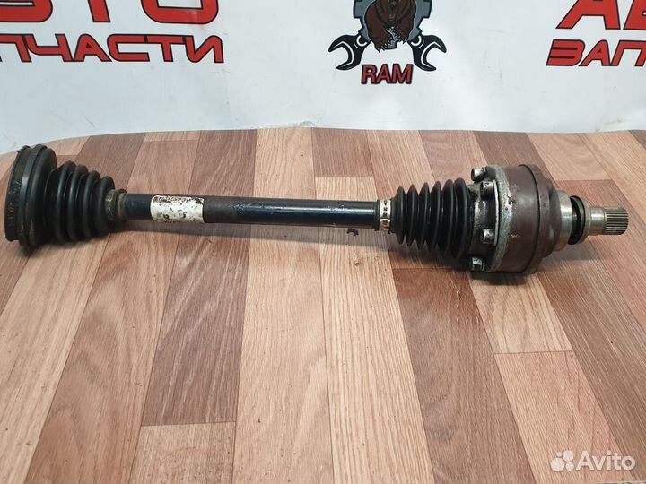 Привод передний левый Volkswagen Jetta 6