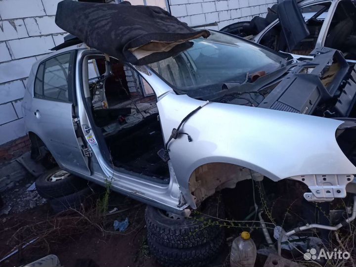 Volkswagen golf 5 дверь