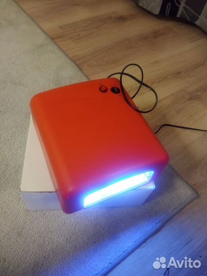 Лампа для маникюра