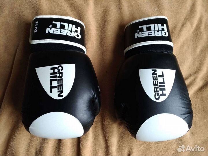 Боксерские перчатки Green Hill 14 OZ (60-70 кг)