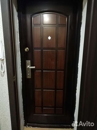 Дверь входная металлическая