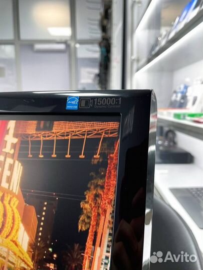 Монитор Samsung SyncMaster 933nw