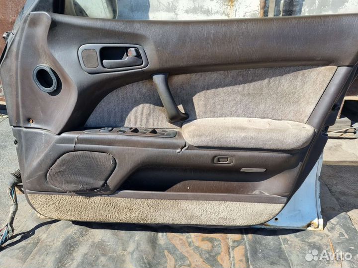 Дверь Crown JZS143