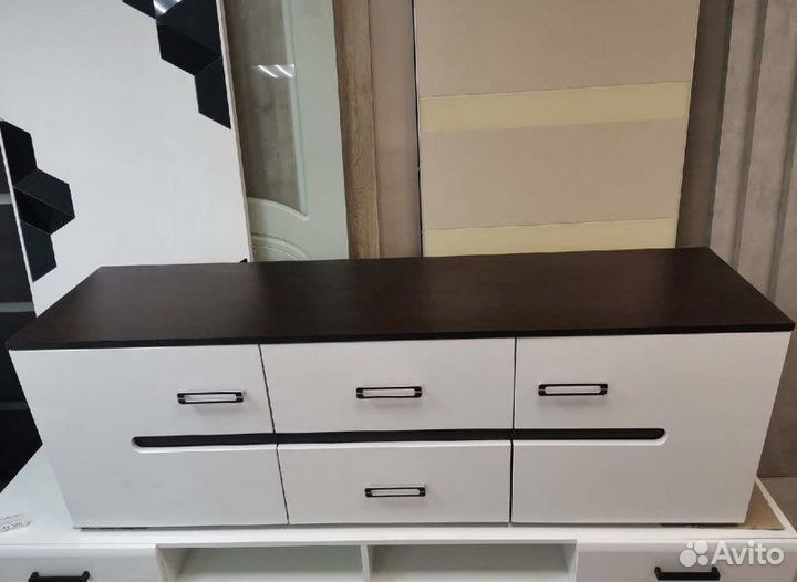 Тумба под тв