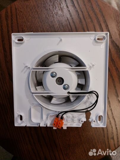 Вытяжной вентилятор Dospel Styl 100 SP