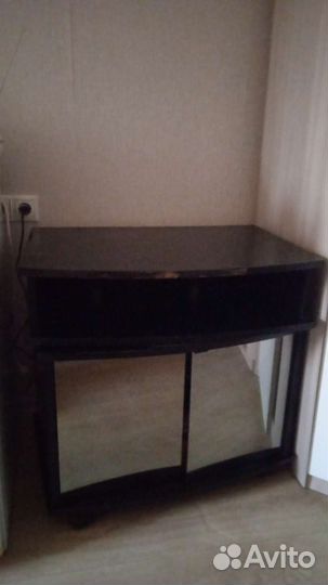 Тумба под телевизор