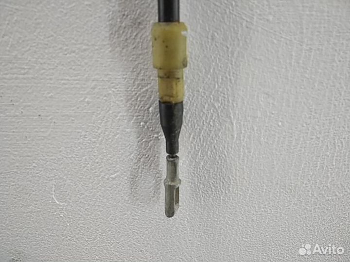 Трос стояночного тормоза левый Mercedes-Benz E-Cla