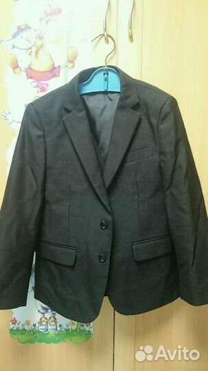 Школьный костюм 134р