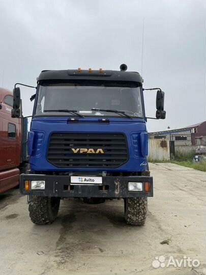 Урал 44202 с КМУ, 2018