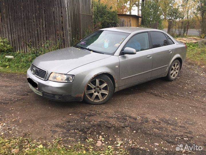 Крыло переднее левое audi A4 B6 2000-2004