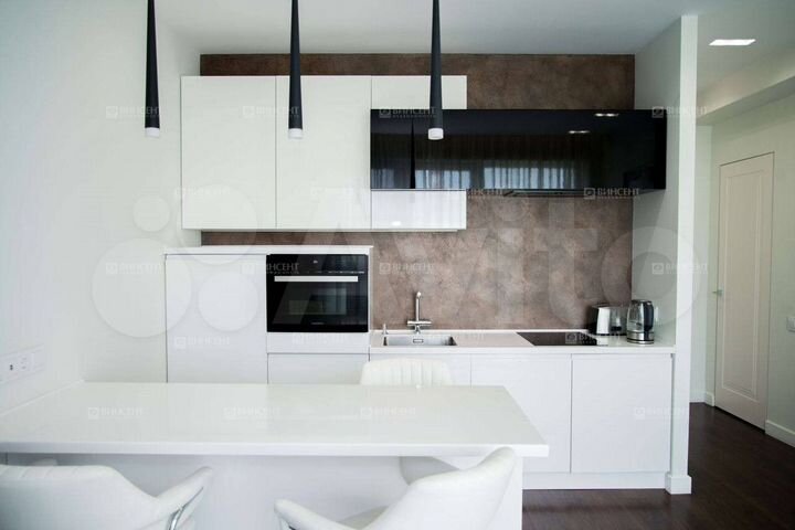 1-к. квартира, 42 м², 10/13 эт.