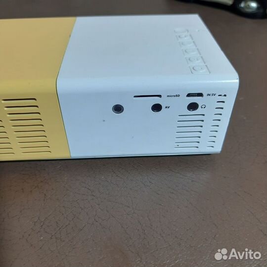 Мини проектор портативный YG-300 hdmi, USB