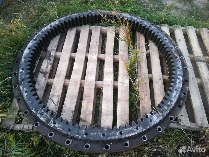 Поворотный круг с подшипником опу Hitachi FH300