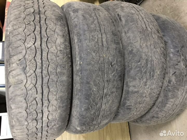 Yokohama Parada Spec-X 225/65 R17