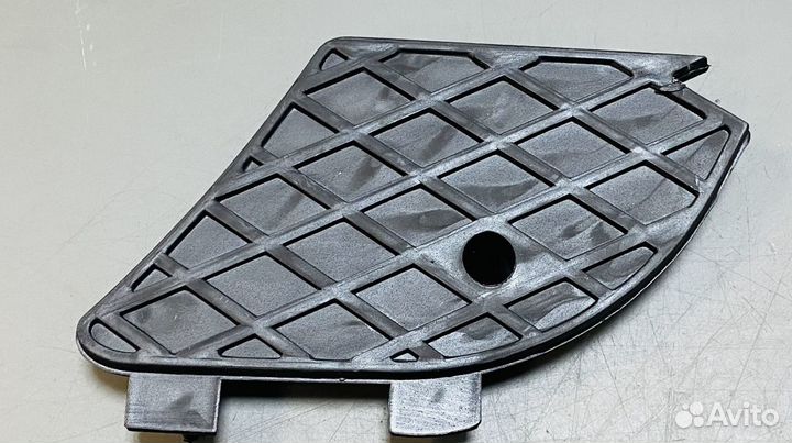 Решетка переднего бампера Mercedes w210