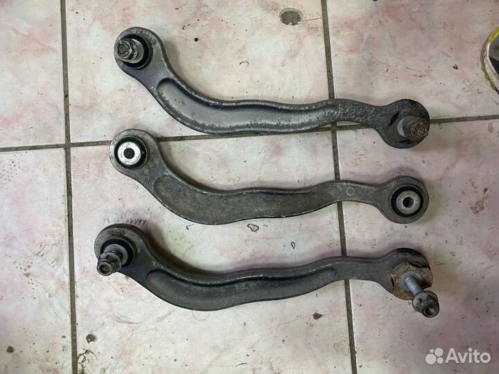 Рычаг задний верхний левый Mercedes W222