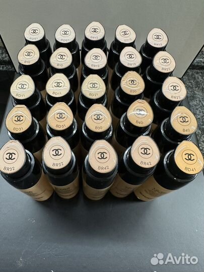 Тональный крем Chanel Ultra le teint