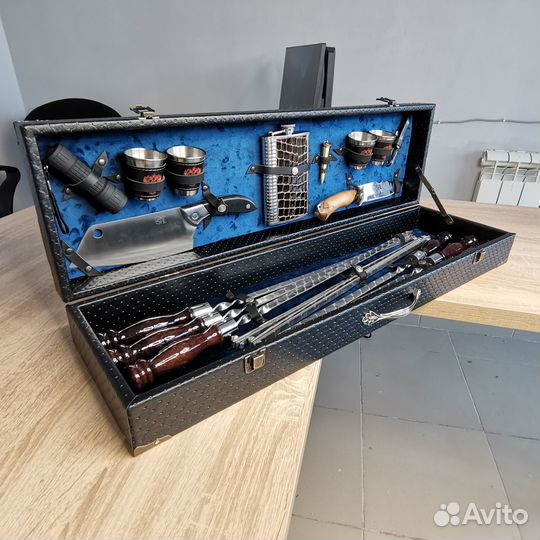 Подарочный шашлычный набор в кейсе
