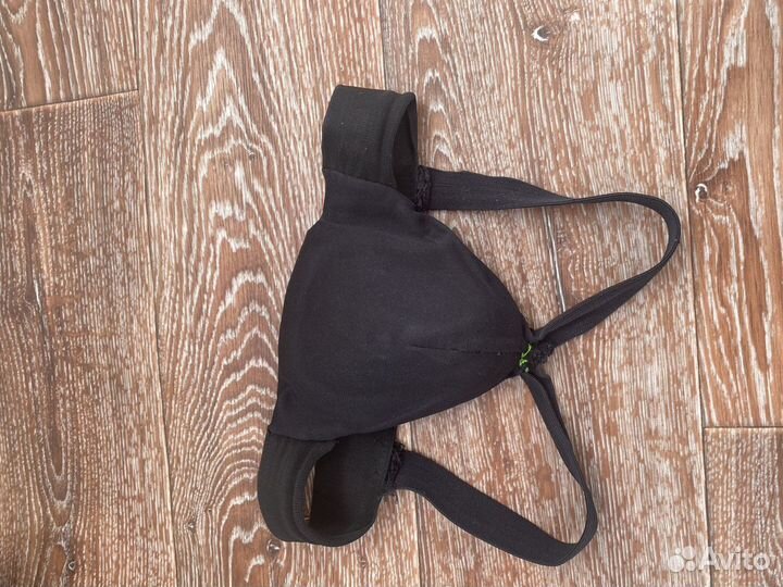 Хоккейный шлем