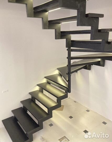 Подсветка лестницы с датчиком движения