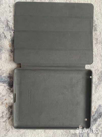 Чехол на iPad