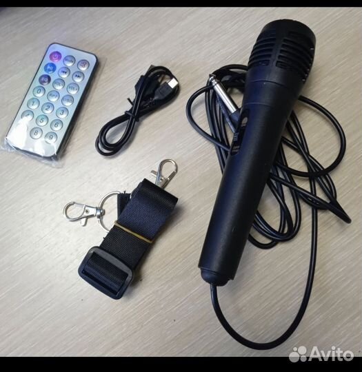 Блютуз колонка