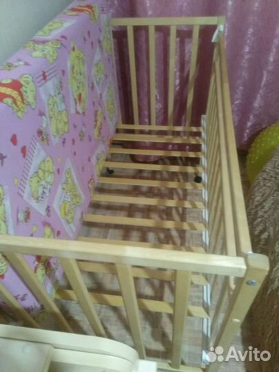 Детская кроватка