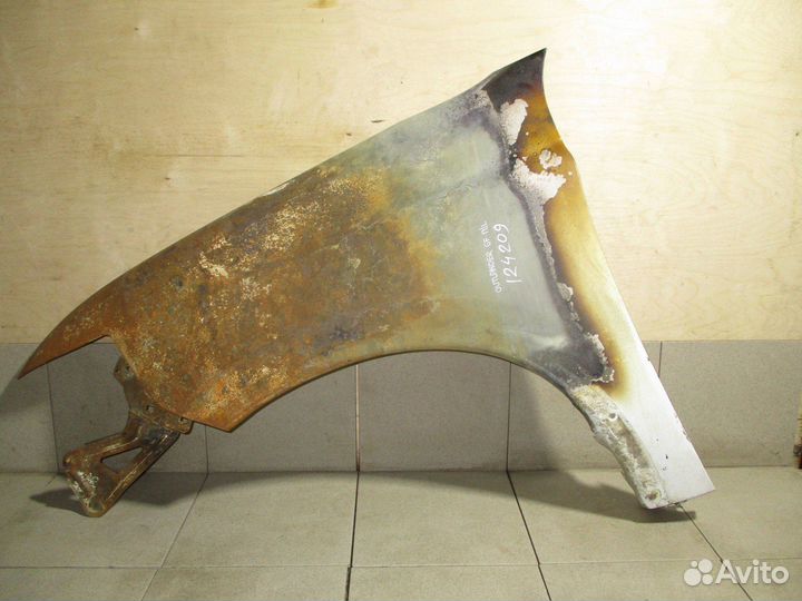 Крыло переднее левое Mitsubishi Outlander (GF)