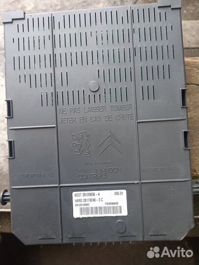 Блок предохранителей Peugeot 308 1.6 2008 96640590