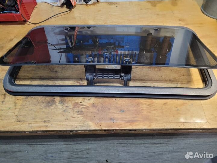 Люк автомобильный универсальный