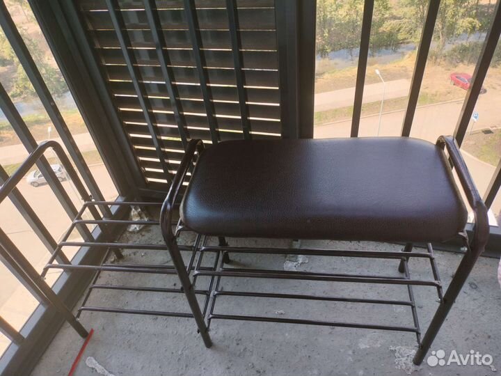 Обувница с сиденьем