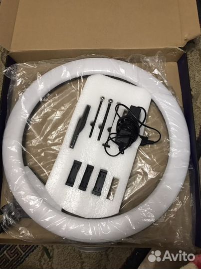 Кольцевая лампа