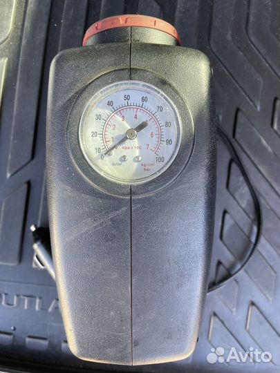 Компрессор автомобильный