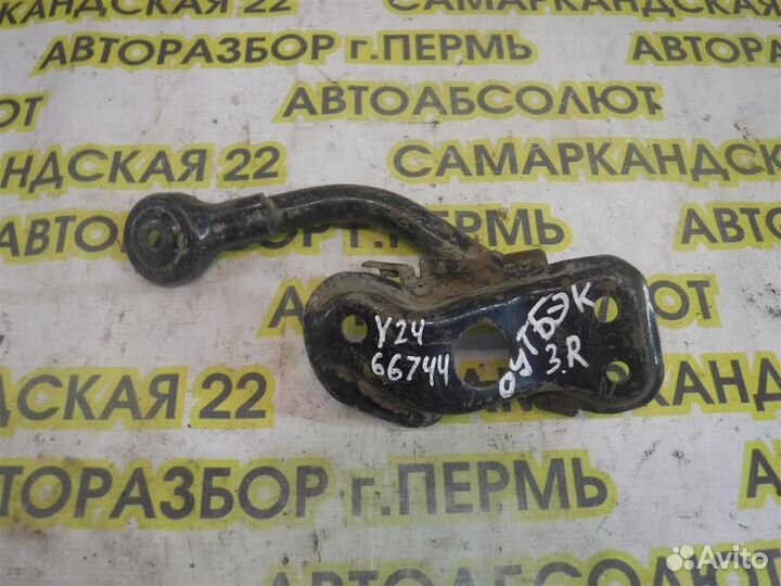 Кронштейн задней балки Subaru Legacy Outback III