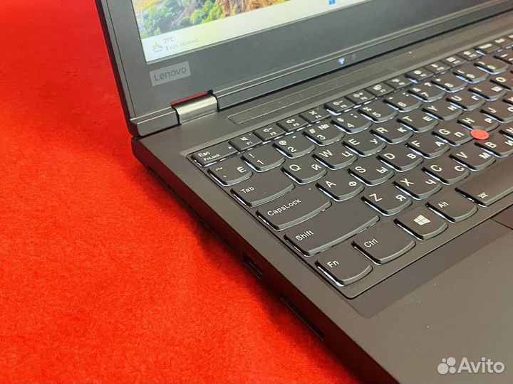 Lenovo ThinkPad P52