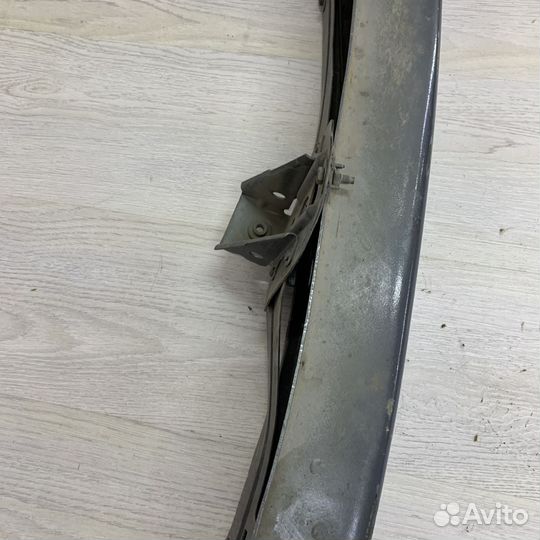 Усилитель перед бампера Renault laguna 2